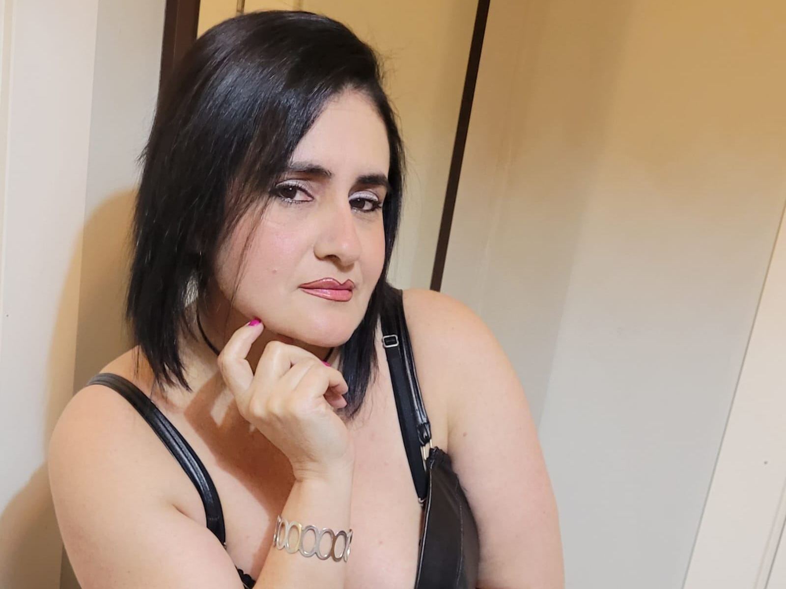 Foto de perfil de modelo de webcam de BellaLuna22