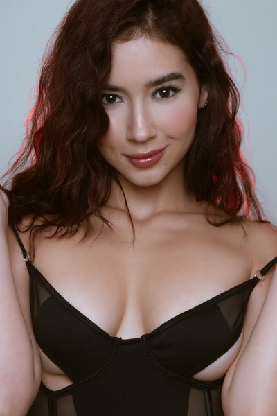 Darsteller NaomiiVega Foto 5