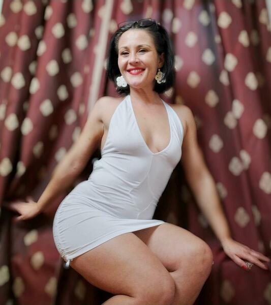 Intérprete CHRRISTINE Foto 5