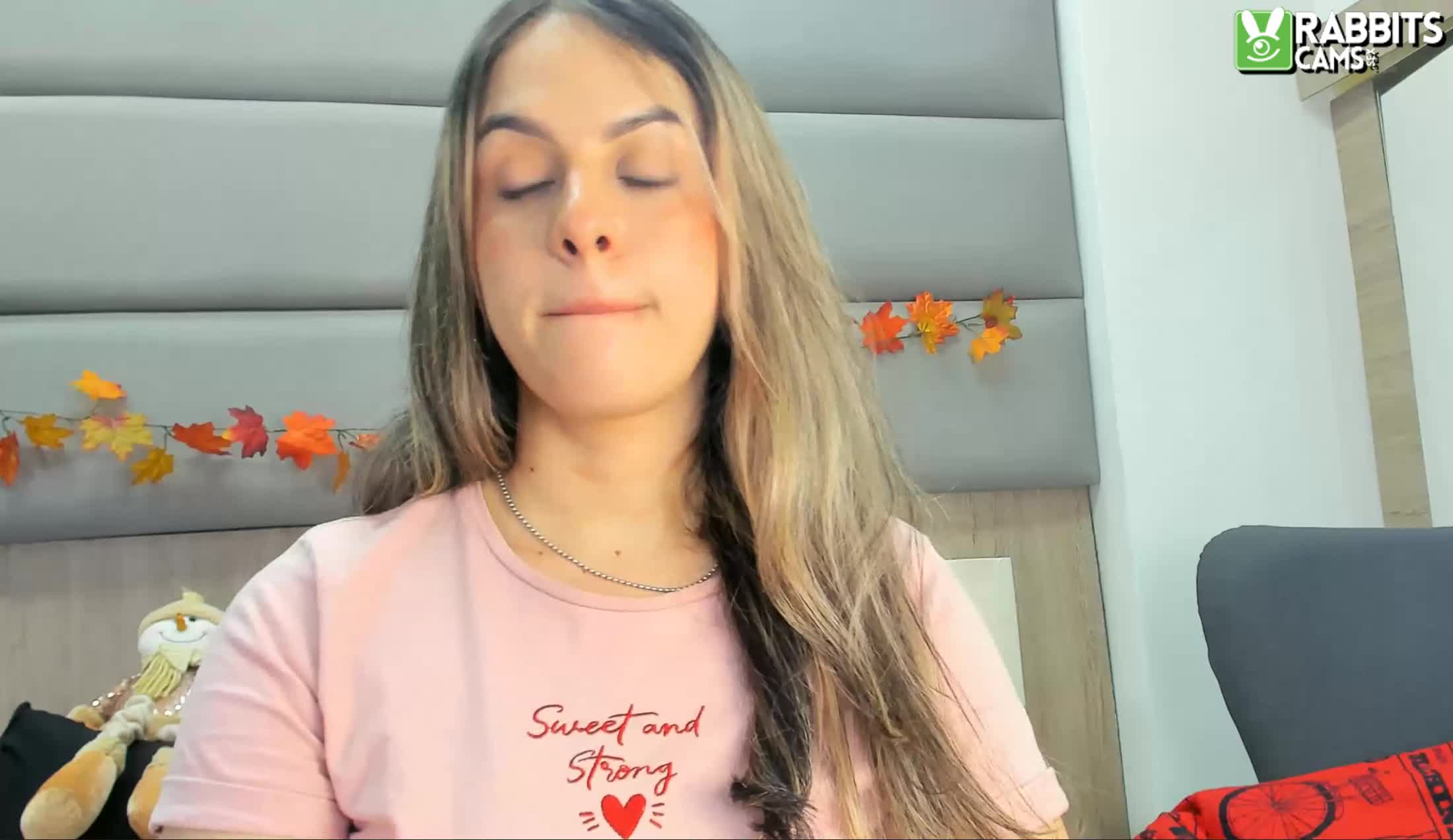 Artiest AngelineSky Video 1