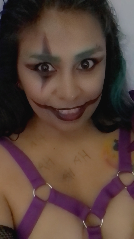 Performer pinkyvioleta Photo 9