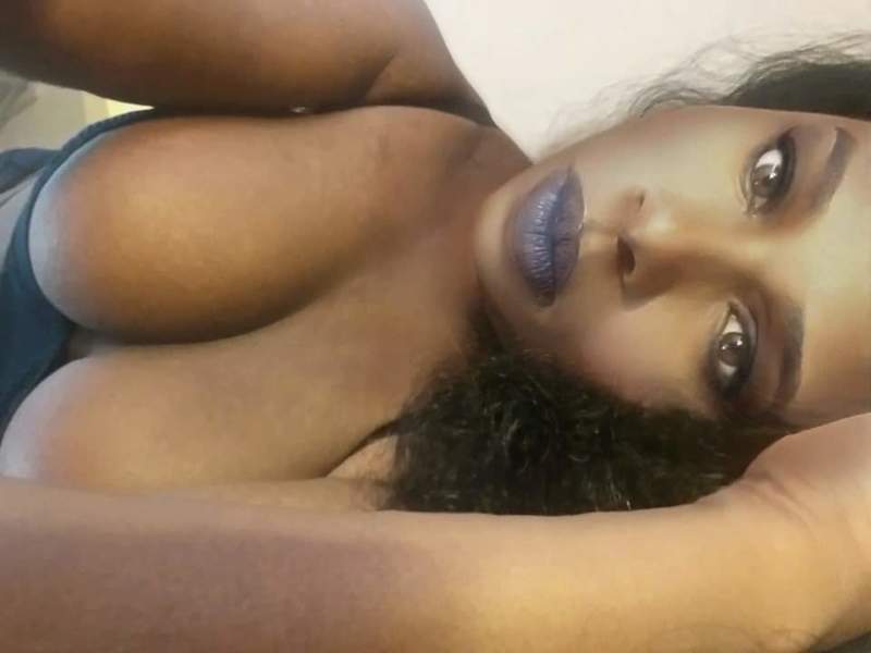 Interprete TsMelaneyrose Foto 8