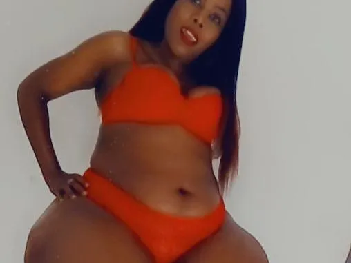 Image de profil du modèle de webcam MassiveCurvesxx