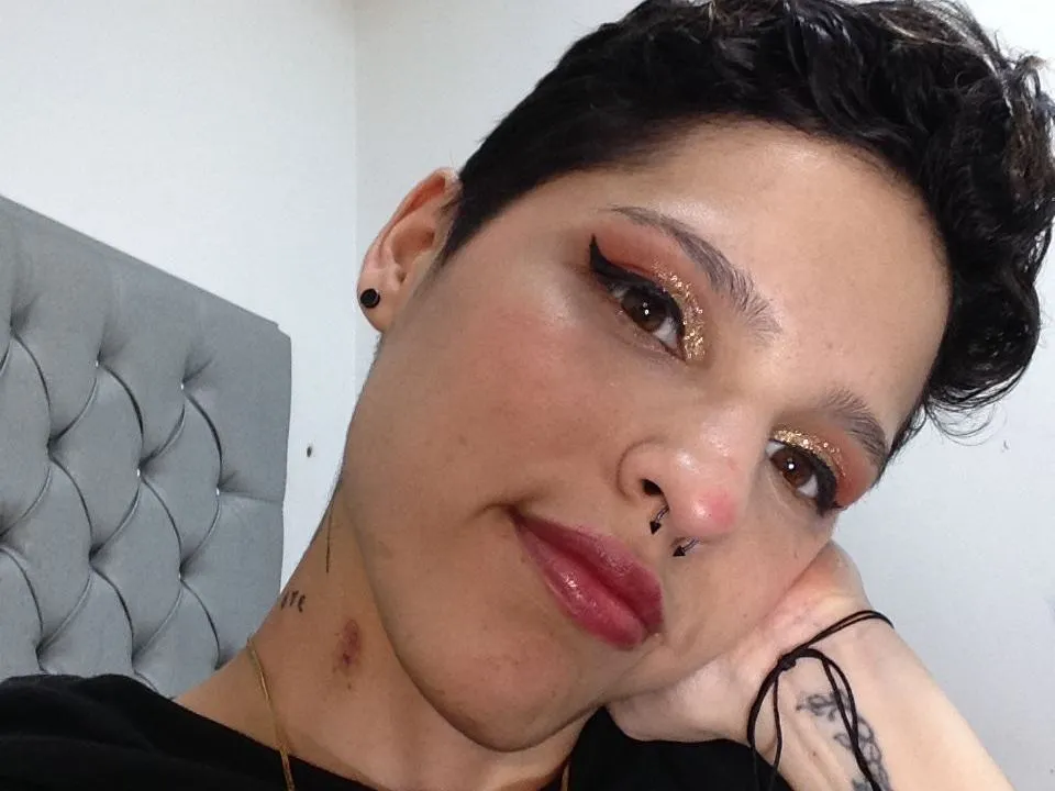 Imagen de perfil de modelo de cámara web de CamiSmith19