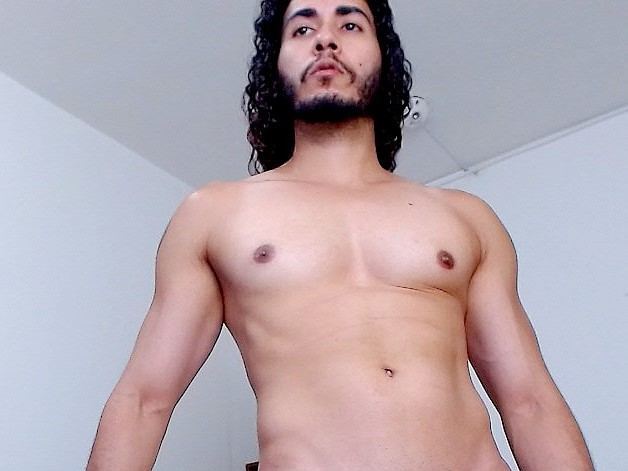 Foto de perfil de modelo de webcam de SODOM018 