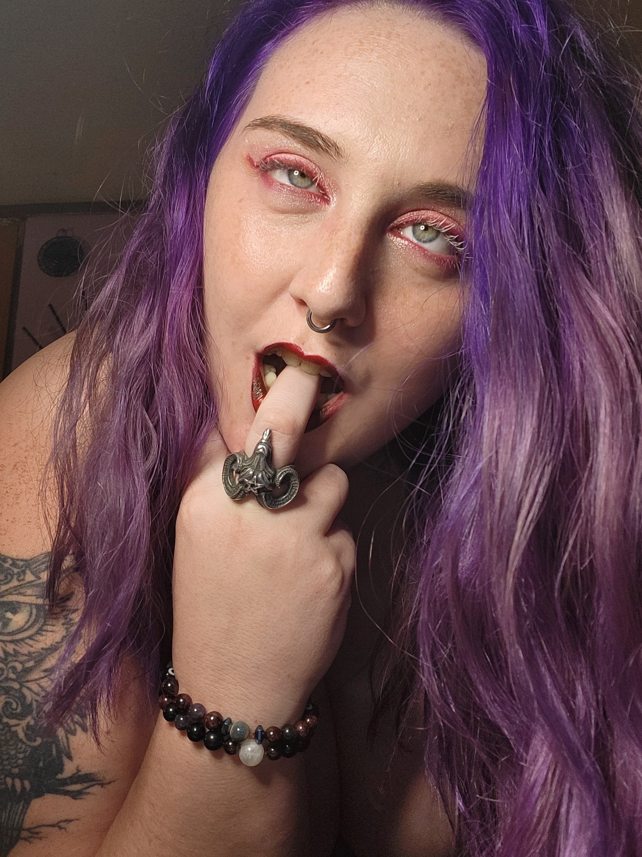 Performer BabalonsNymph Photo 3