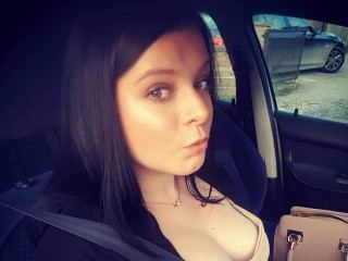 NaughtyWifeUK immagine del profilo del modello di cam