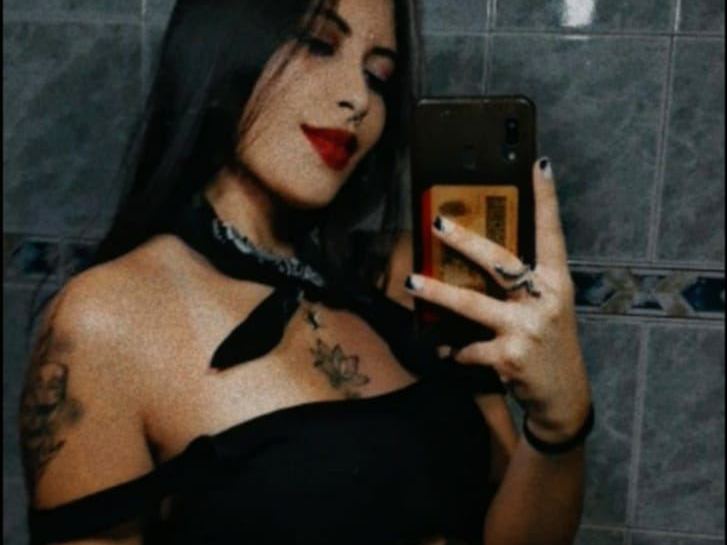 Foto de perfil de modelo de webcam de Nezuko18Kamado 