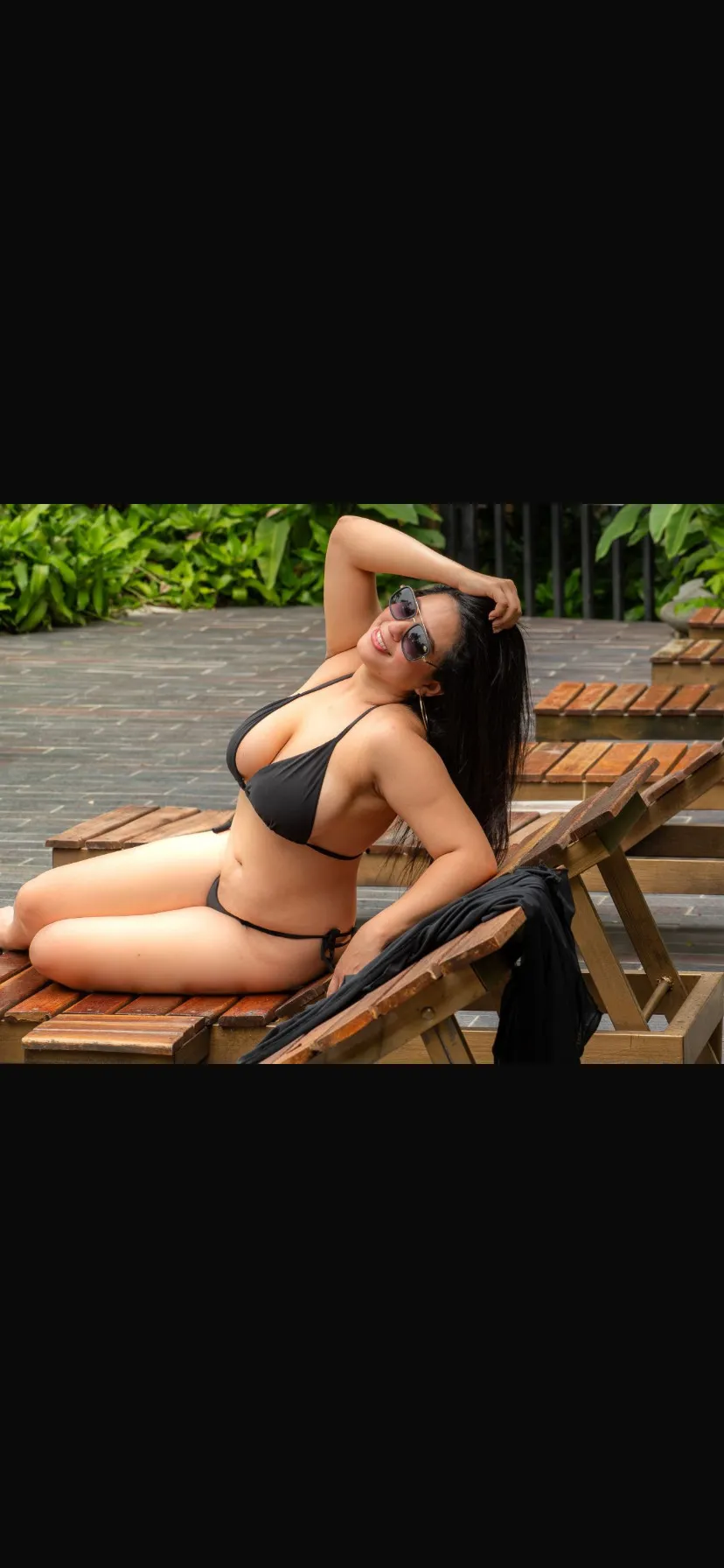 Performer LauraCastaneda Photo 2