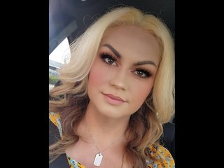 Baddiechic87 profilbild på webbkameramodell