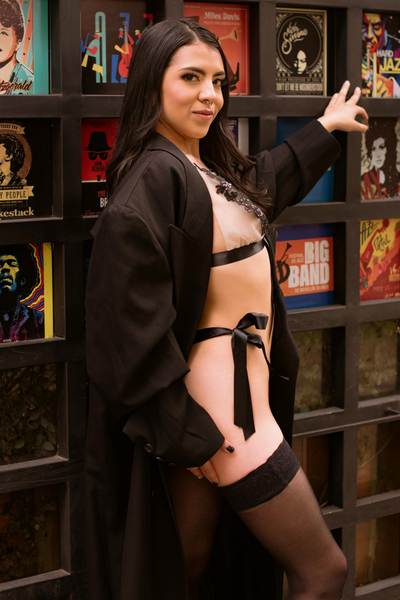 Performer miadupont Photo 10