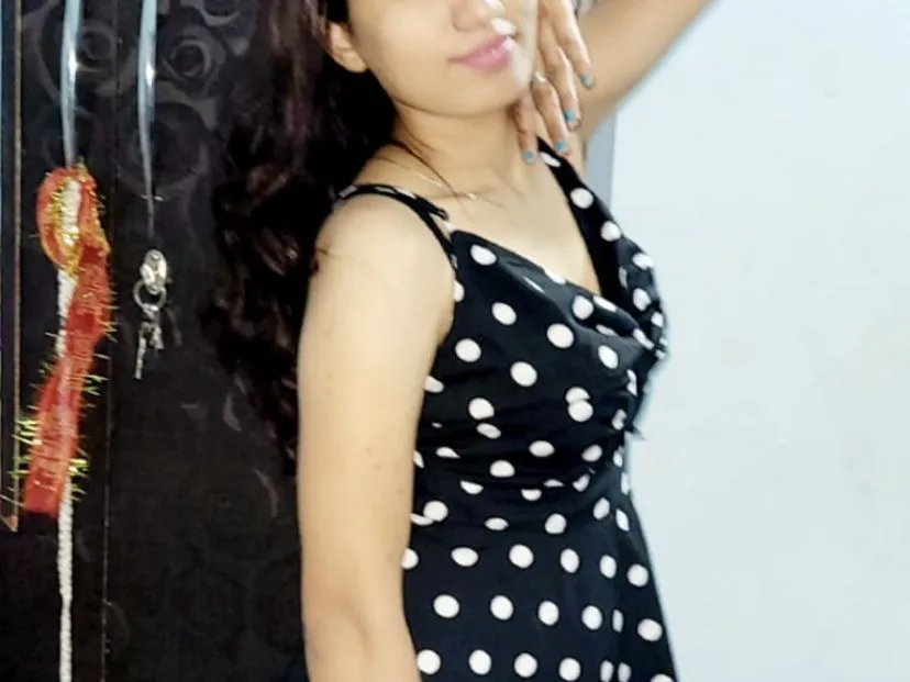 Imagen de perfil de modelo de cámara web de Sarika0963