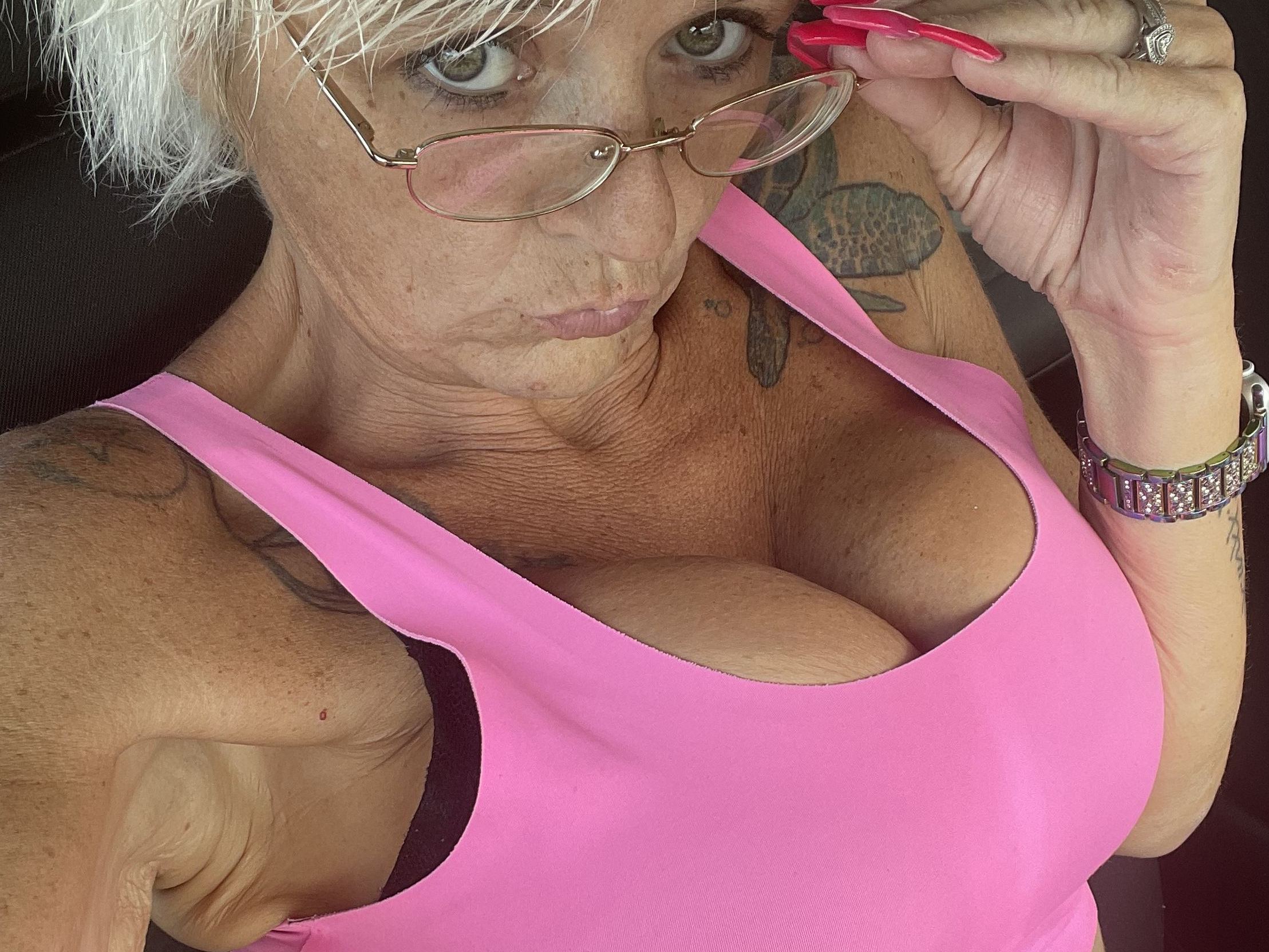 Image de profil du modèle de webcam MrsStephanie