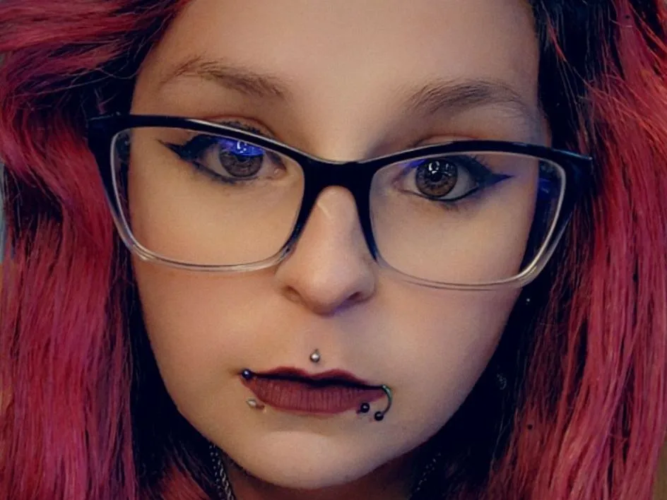 Kinkykittie91 immagine del profilo del modello di cam