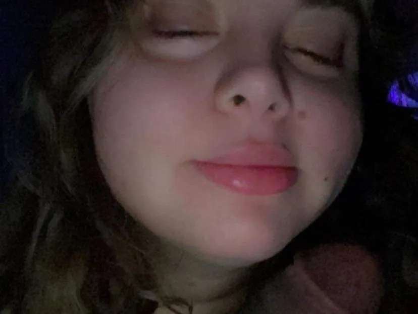 Imagen de perfil de modelo de cámara web de Milkandchocolate2124