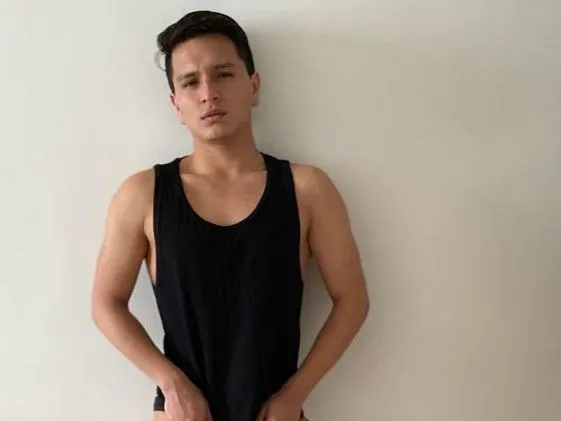 Tonny018 cam model profile picture