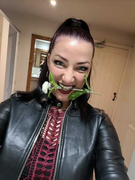 Artista BustyMilf4You Foto 2