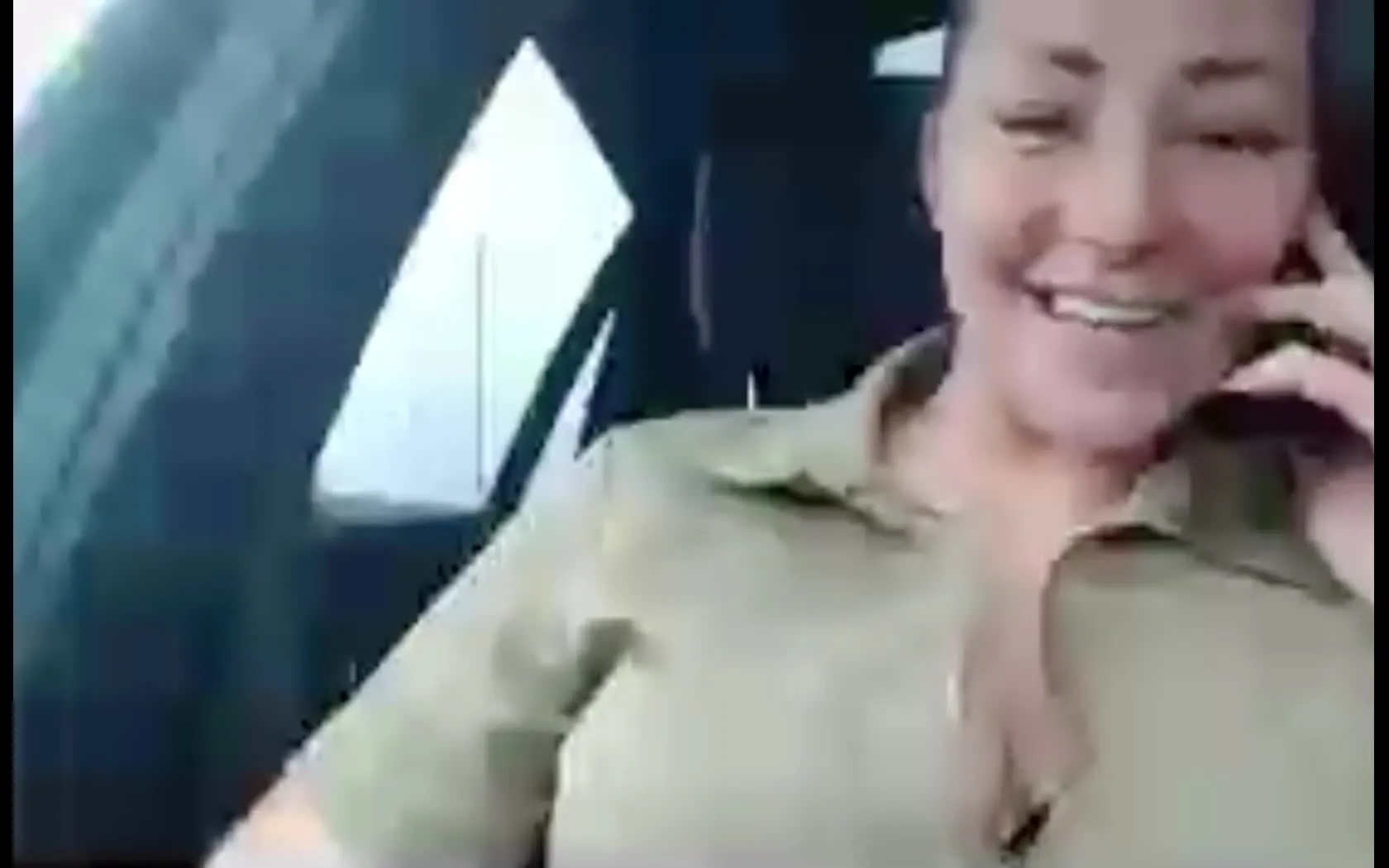 Interprete BustyMilf4You Video 1