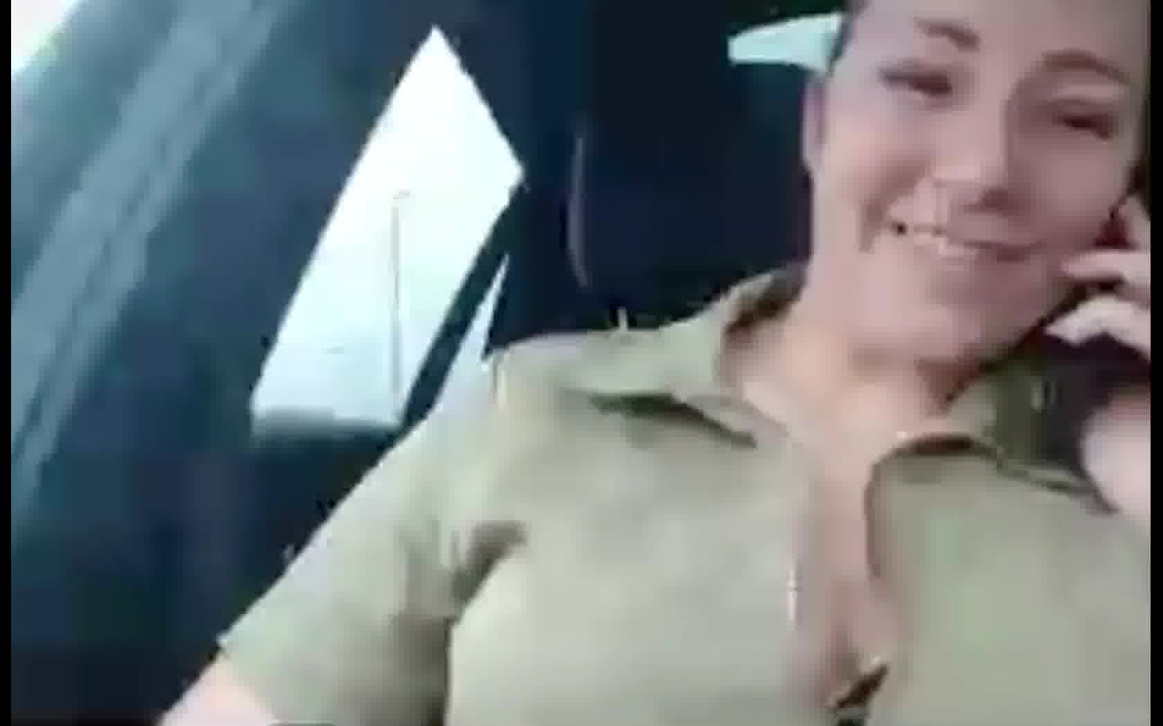 Artista BustyMilf4You Video 1