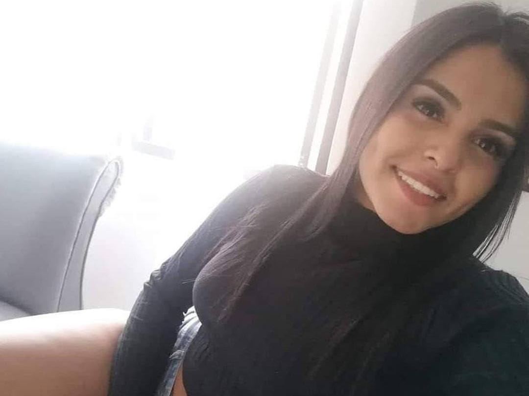 Imagen de perfil de modelo de cámara web de IsabellaJimenez