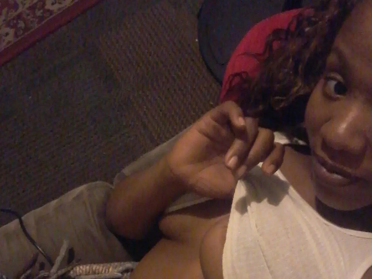 SassySashaa cam model profile picture