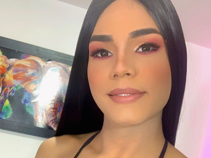 Andreahot696 profilbild på webbkameramodell