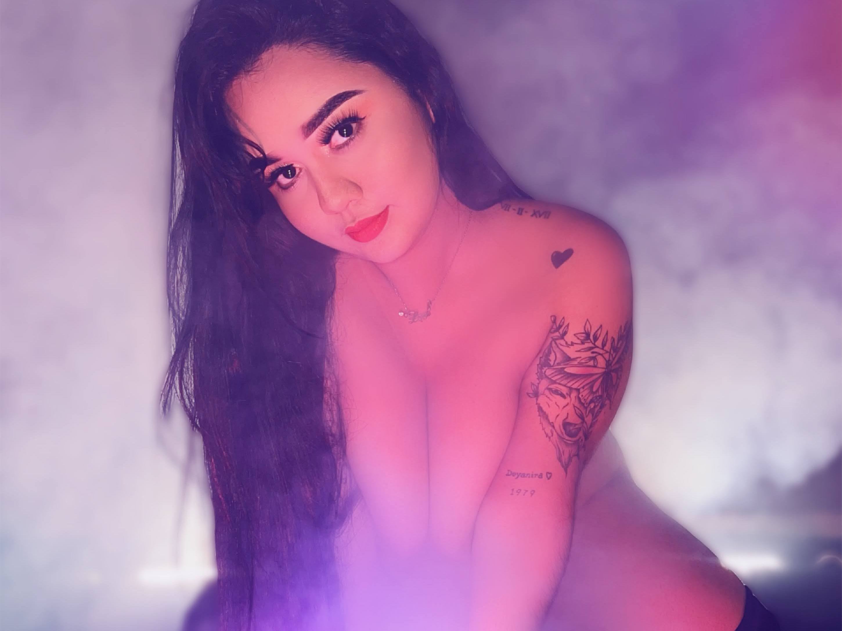 Imagen de perfil de modelo de cámara web de VioletaConroy