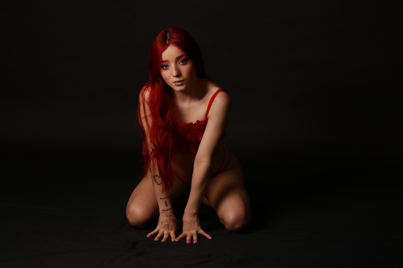 Performer AnniieMerchan Photo 11