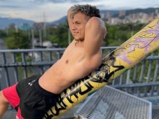 Image de profil du modèle de webcam AnthonyMendez