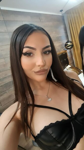 Interprète SelenaLure Photo 3