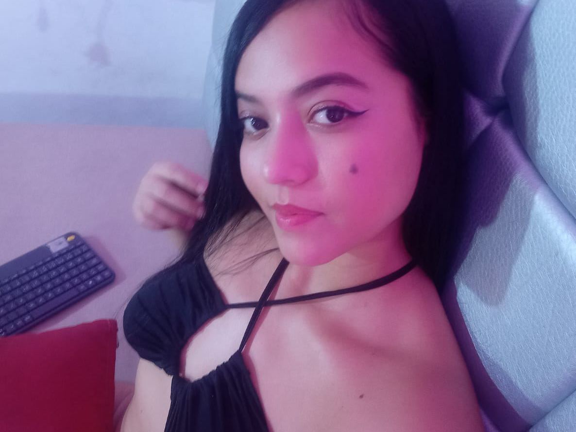 Foto de perfil de modelo de webcam de AINOHAFERRERR 