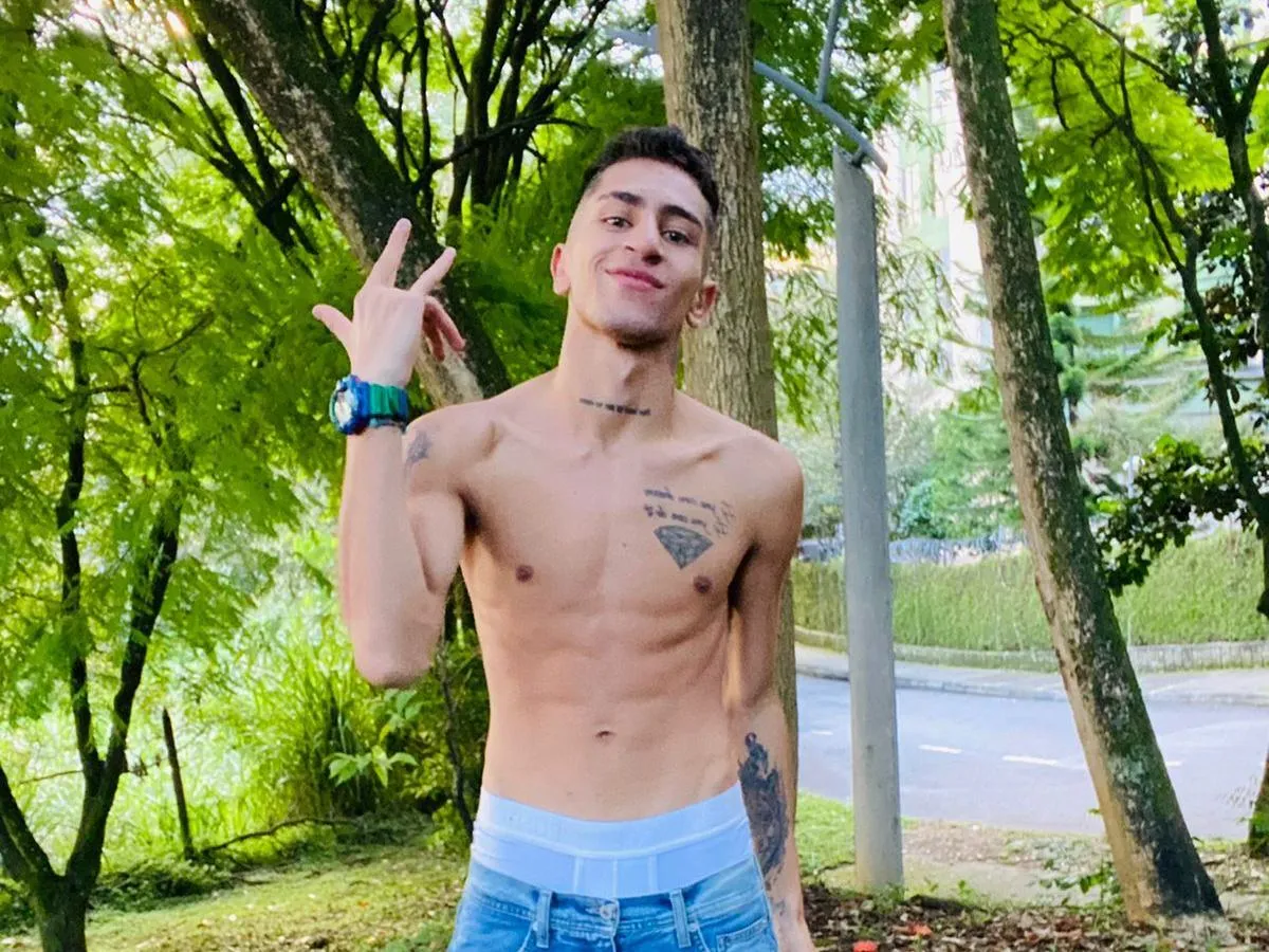 Foto de perfil de modelo de webcam de VelamikConoor