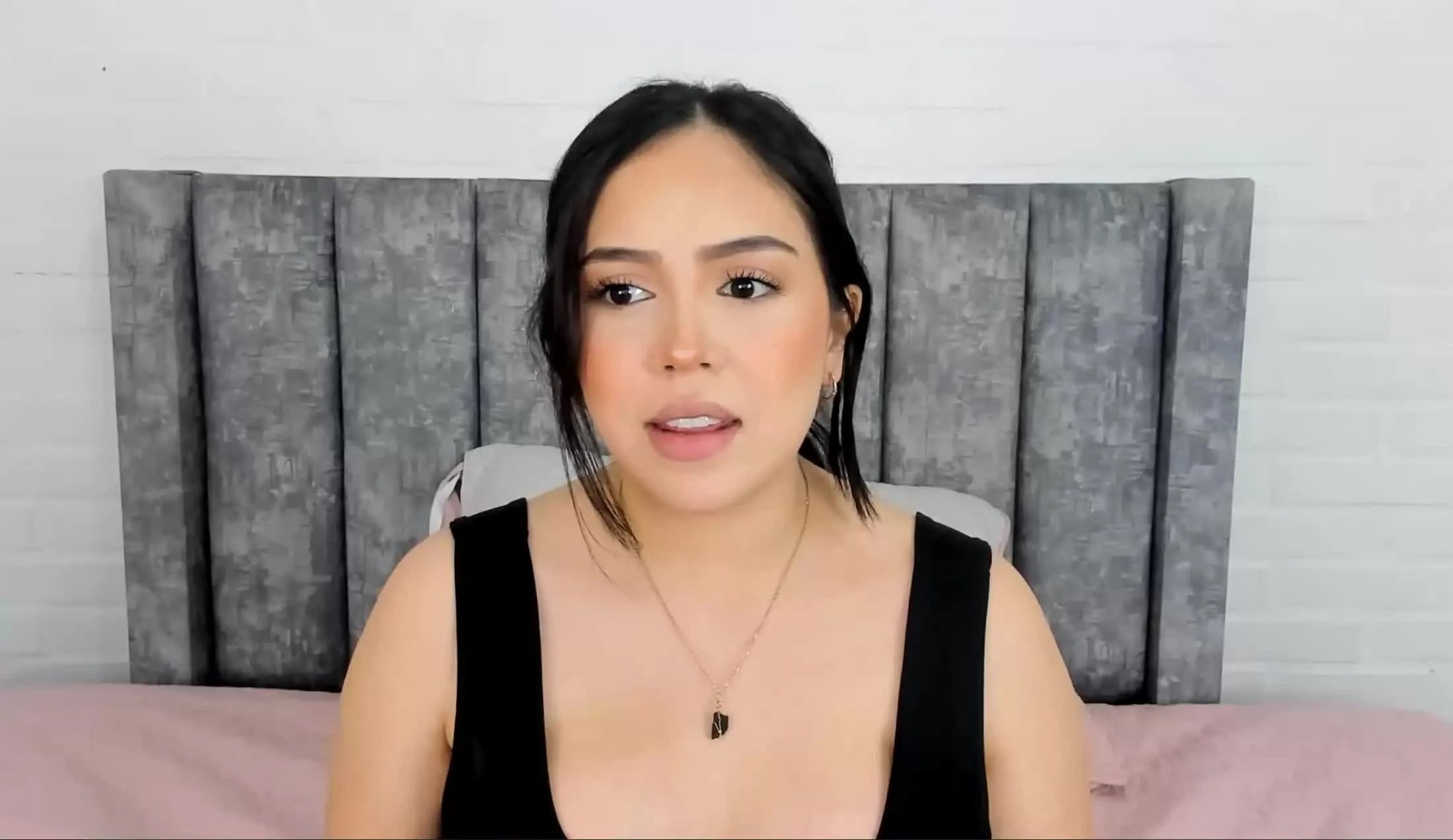 Intérprete AlanaMontees Video 1