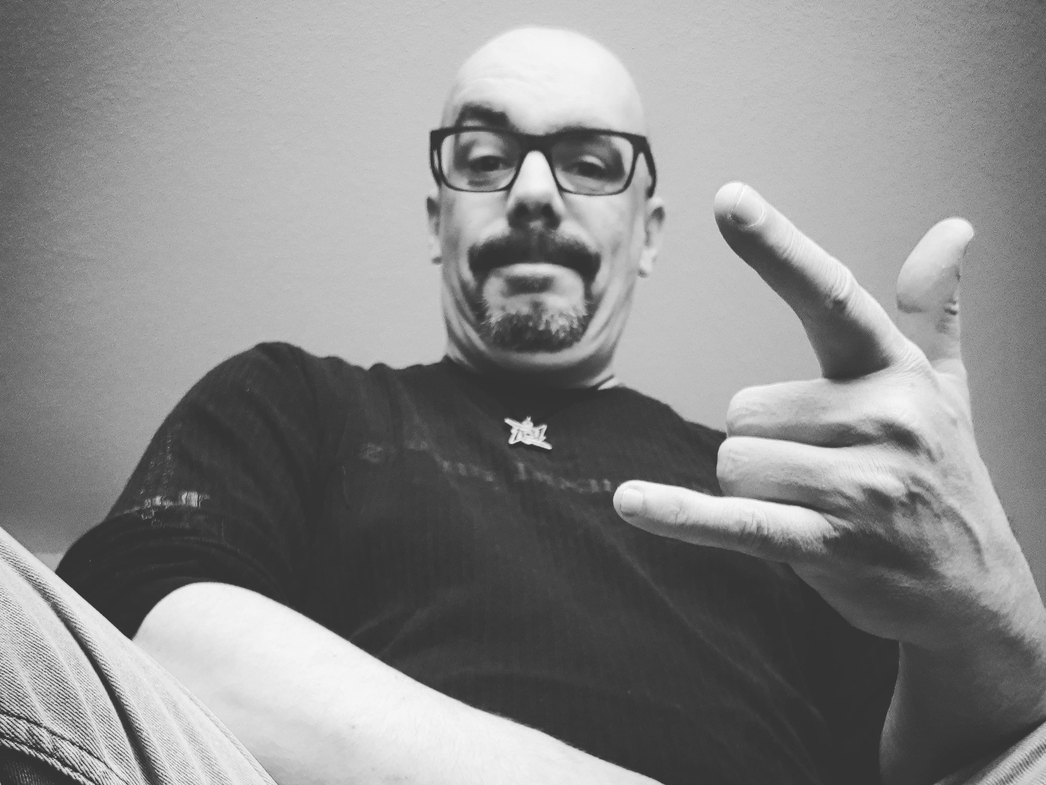 Imagen de perfil de modelo de cámara web de SirMetallicam