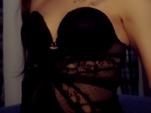 Foto de perfil de modelo de webcam de Alou