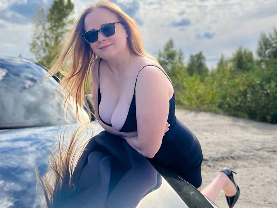MissNina69 profielfoto van cam model
