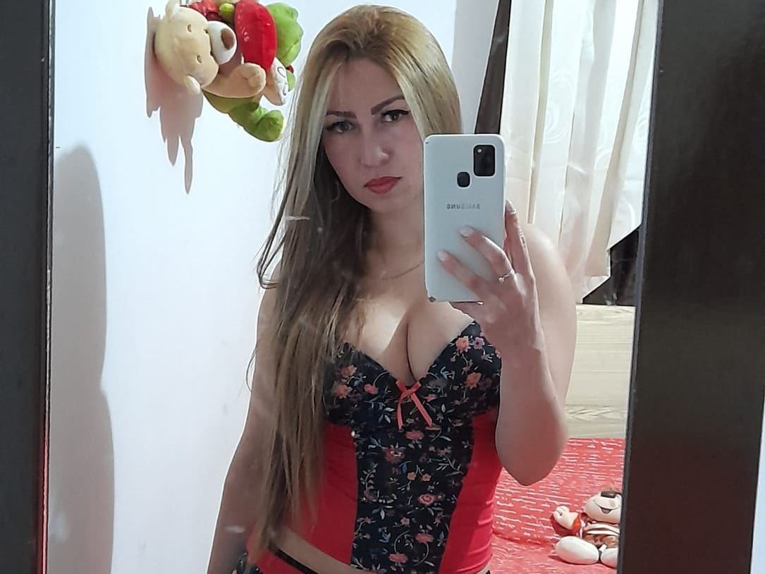 Foto de perfil de modelo de webcam de danielasantana 