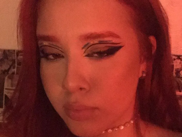 Image de profil du modèle de webcam EmmaaScoot