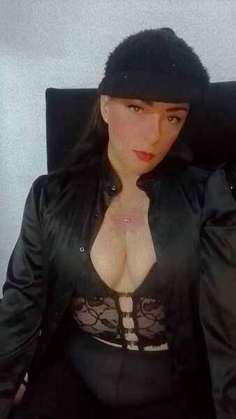 Interprete ConnyMature Foto 2