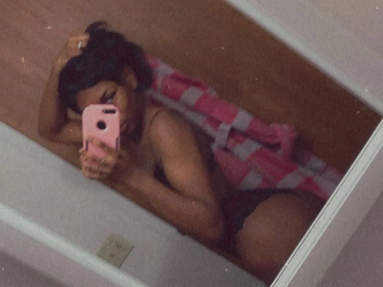 EbonyBronze profielfoto van cam model