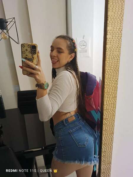 Intérprete EmmaCollen Foto 7