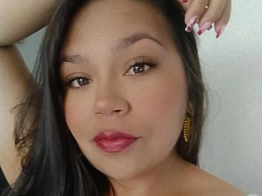 Imagen de perfil de modelo de cámara web de CATILICASWEET