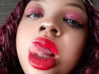 Image de profil du modèle de webcam BUSTYONEGODESS