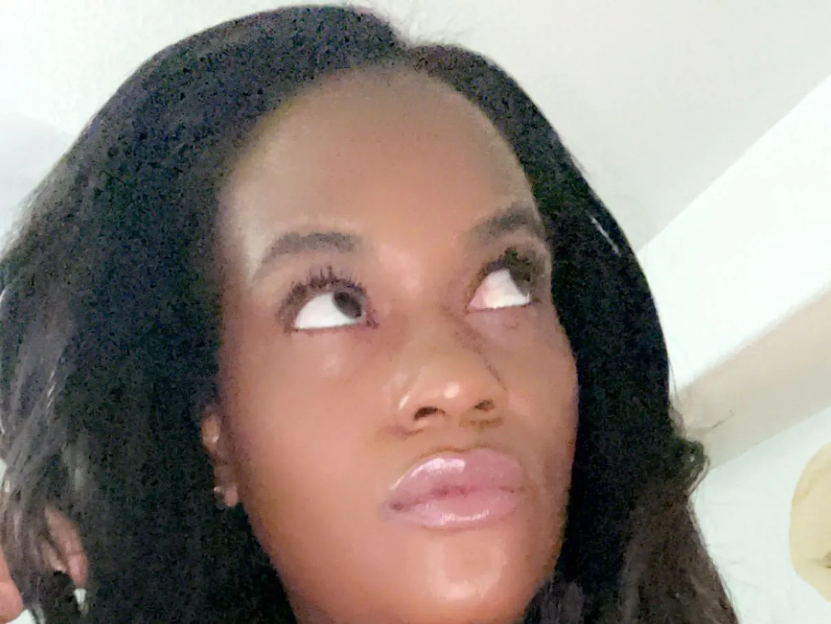 Image de profil du modèle de webcam MistressAsiaHenderixx