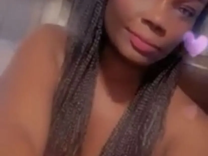 BetterThanU2022 cam model profile picture