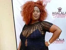 BUSTYANOLIMITS profilbild på webbkameramodell