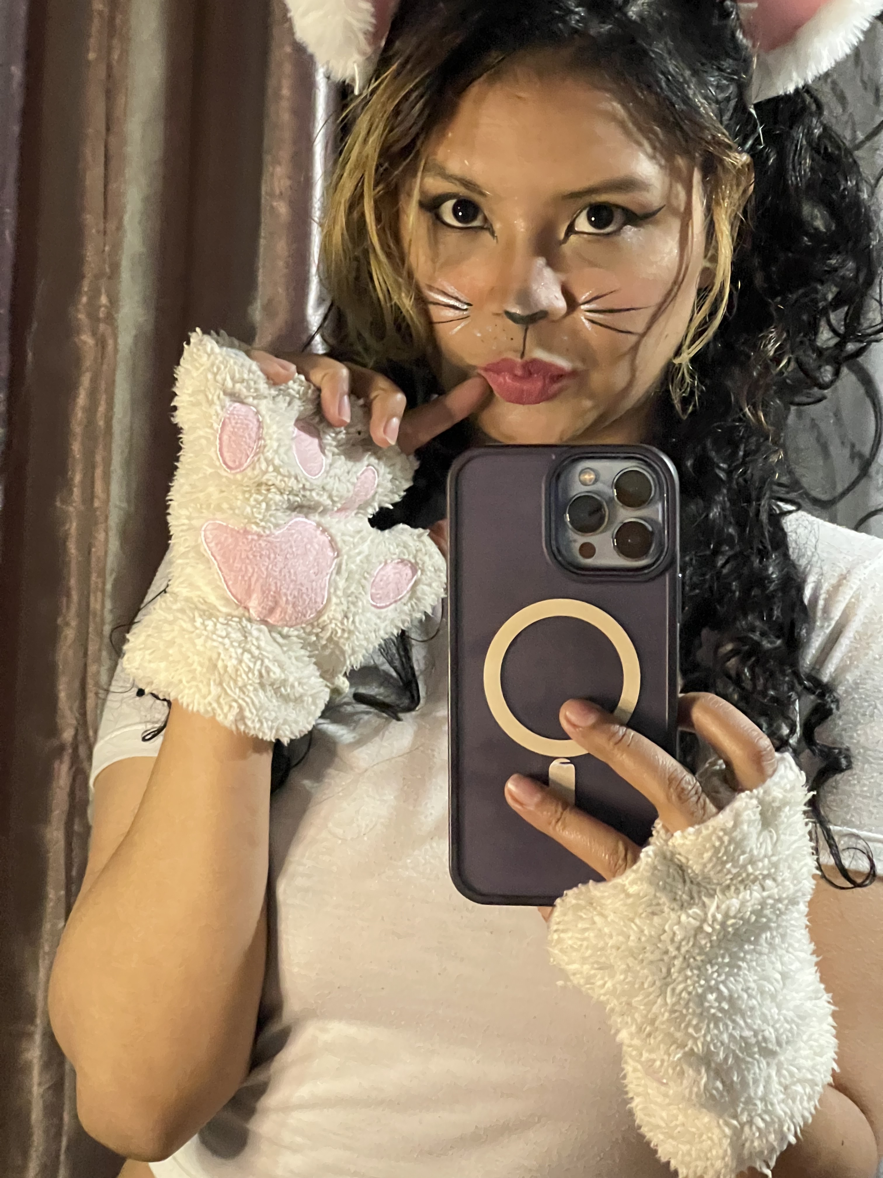 Interprete Hathorlove Foto 1