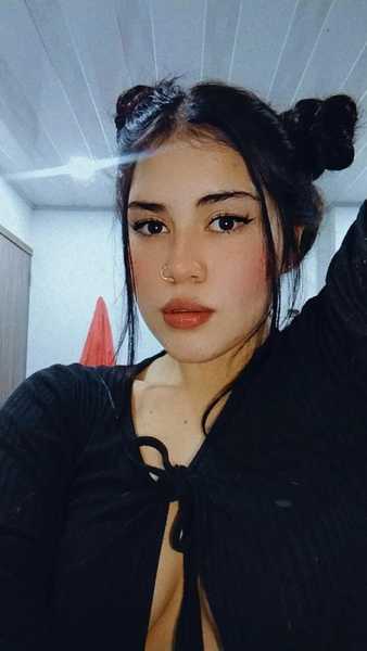 Interprète AngelDuff Photo 3