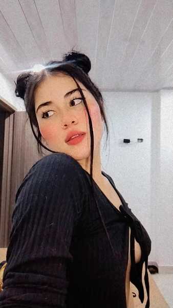 Interprète AngelDuff Photo 2