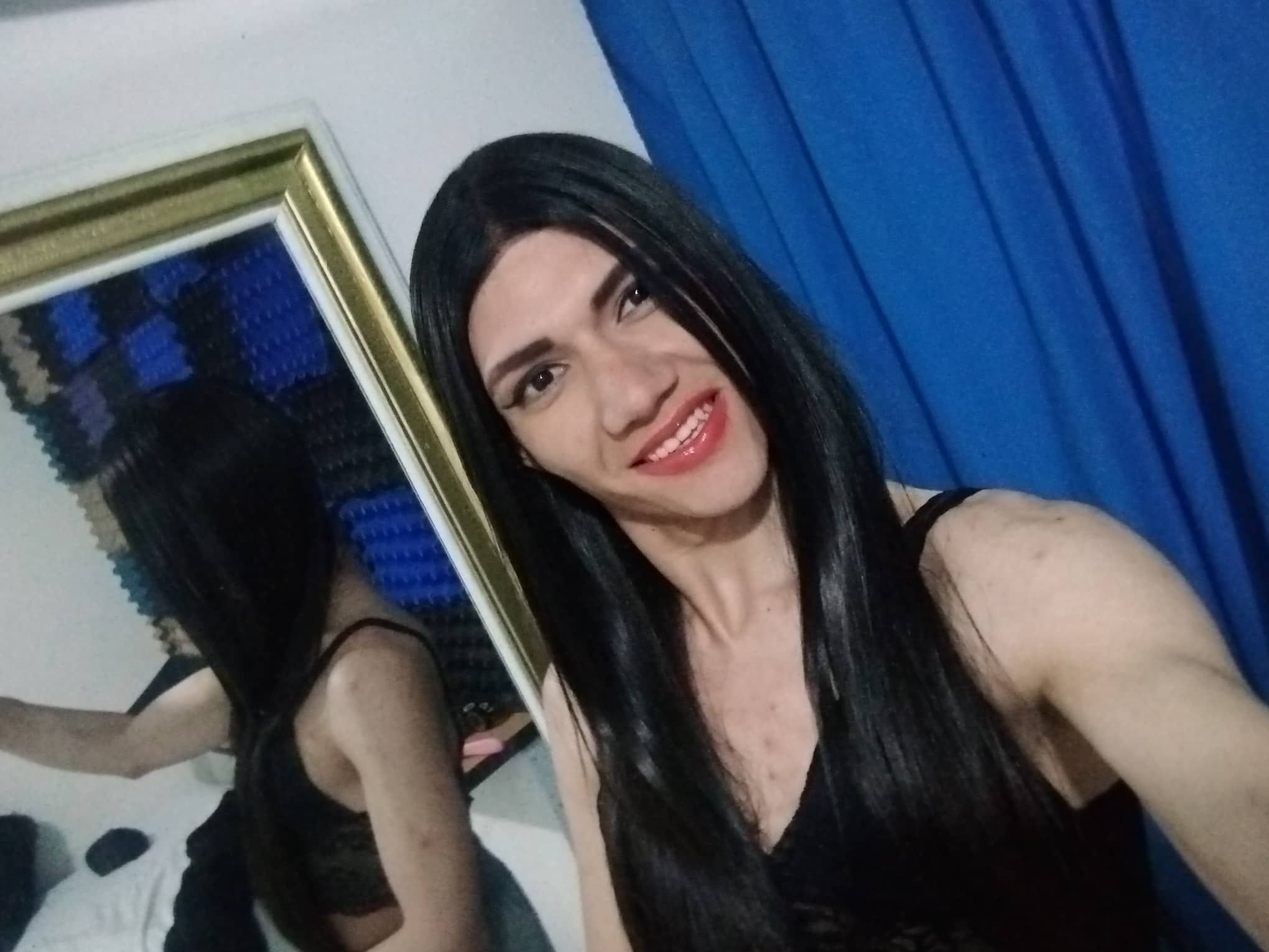 Foto de perfil de modelo de webcam de Isadoramisstres 